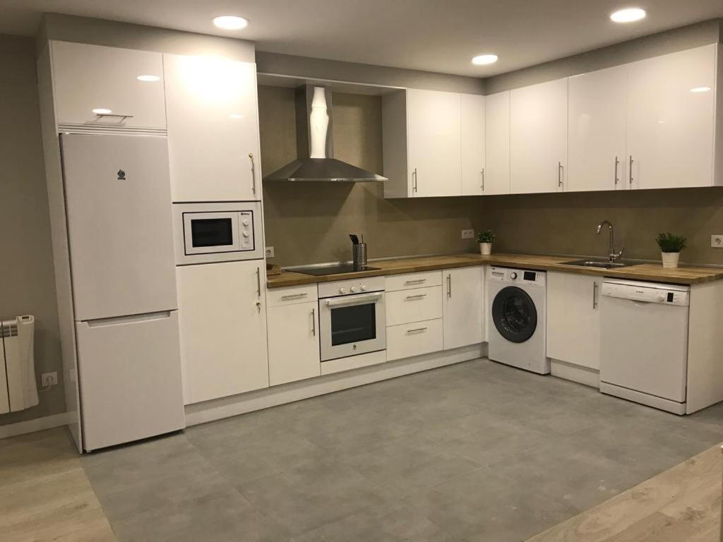 Apartamento .Expectacular,céntrico,nuevo 5 min a pie de la Laurel Logroño Extérieur photo